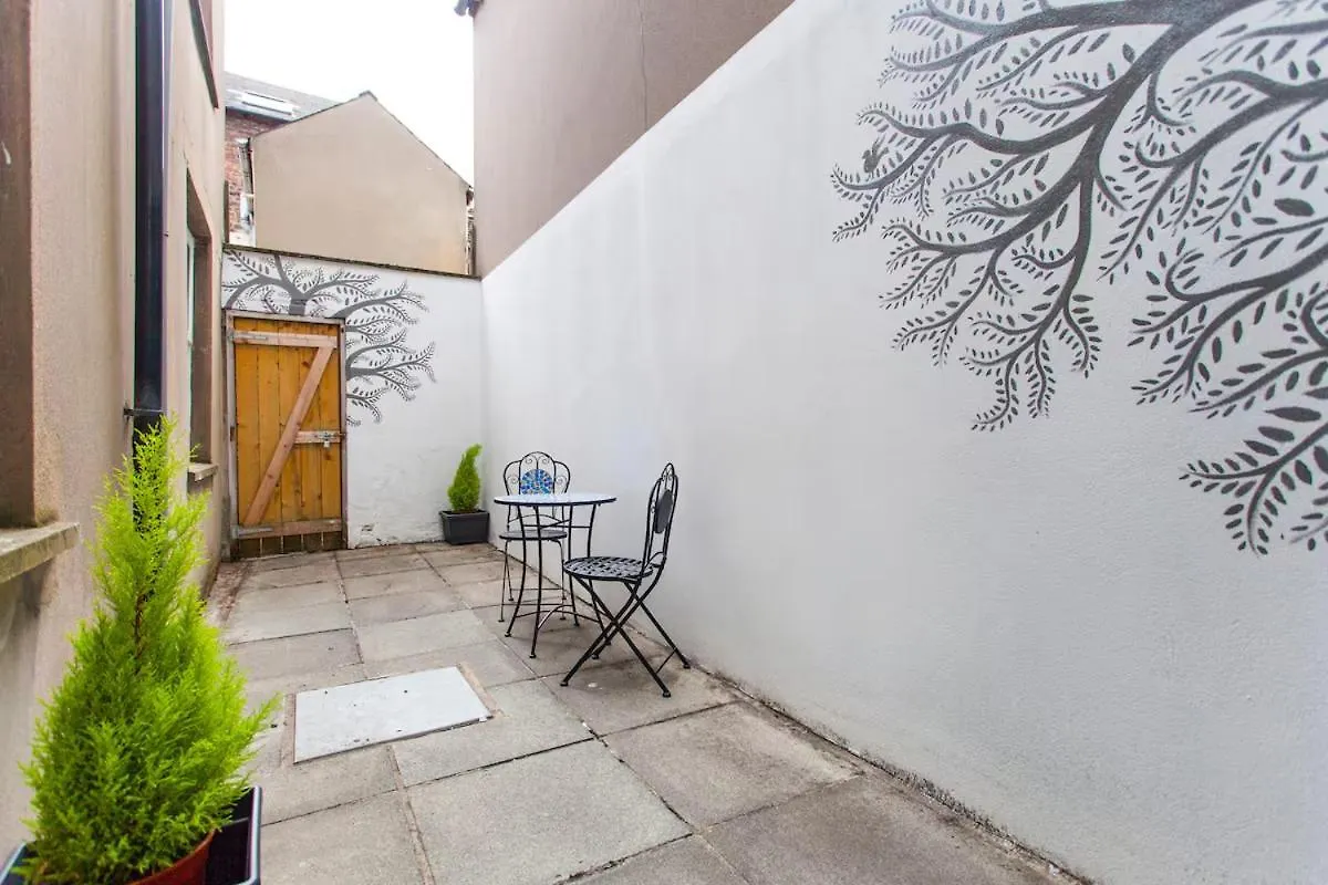 Glenmore Lodge Belfast Appartement